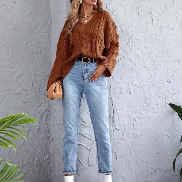 V neck Chunky Knit Cable Oversized Sweater Khaki - Picture 5 of 14